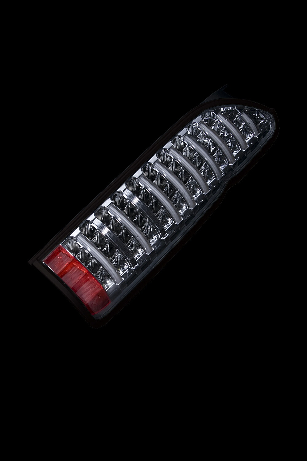 ヴァレンティ TT200ACE-CC-2 TRAD　LEDテールランプ シーケンシャル 200系ハイエース ｸﾘｱ/ｸﾛｰﾑ TT200ACECC2