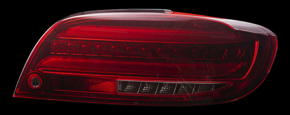 ヴァレンティ TMRX8-RC RX-8前期型用LEDテールランプREVO 流れるウインカーを採用 レッドレンズ/クローム 保安基準適合・1年保証