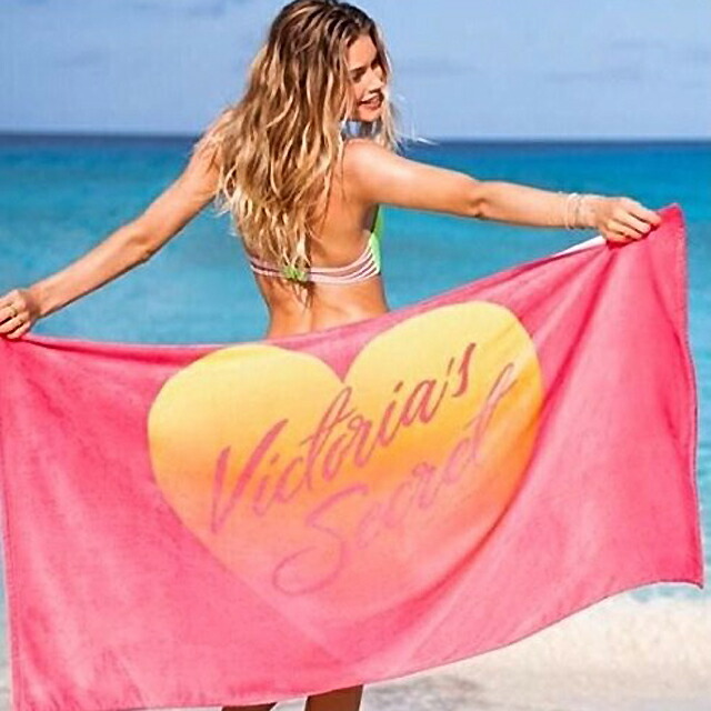 【送料無料】VICTORIA'S　SECRET　ヴィクトリアシークレット　ビクシー　タオル　ビーチ　ピンク
