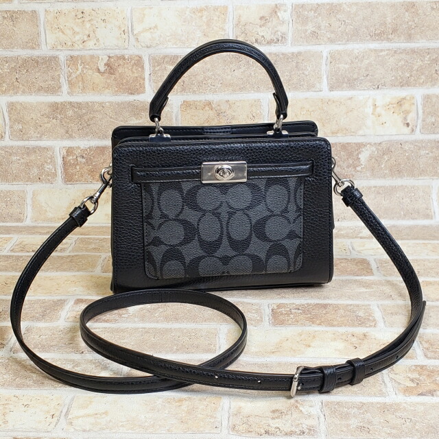 美品 コーチ COACH ショルダーバッグ クロスボディ ターンロック ブラック 極美品 オールドコーチ ターンロック ショルダーバッグ 黒 COACH