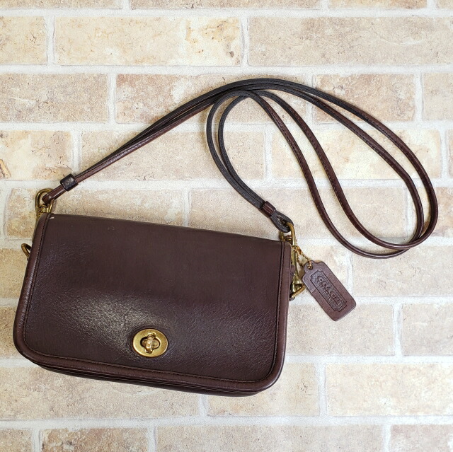 楽天市場】【中古品】美品 COACH コーチ ジオメトリック 楽天市場】【中古品】美品 COACH コーチ ジオメトリック
