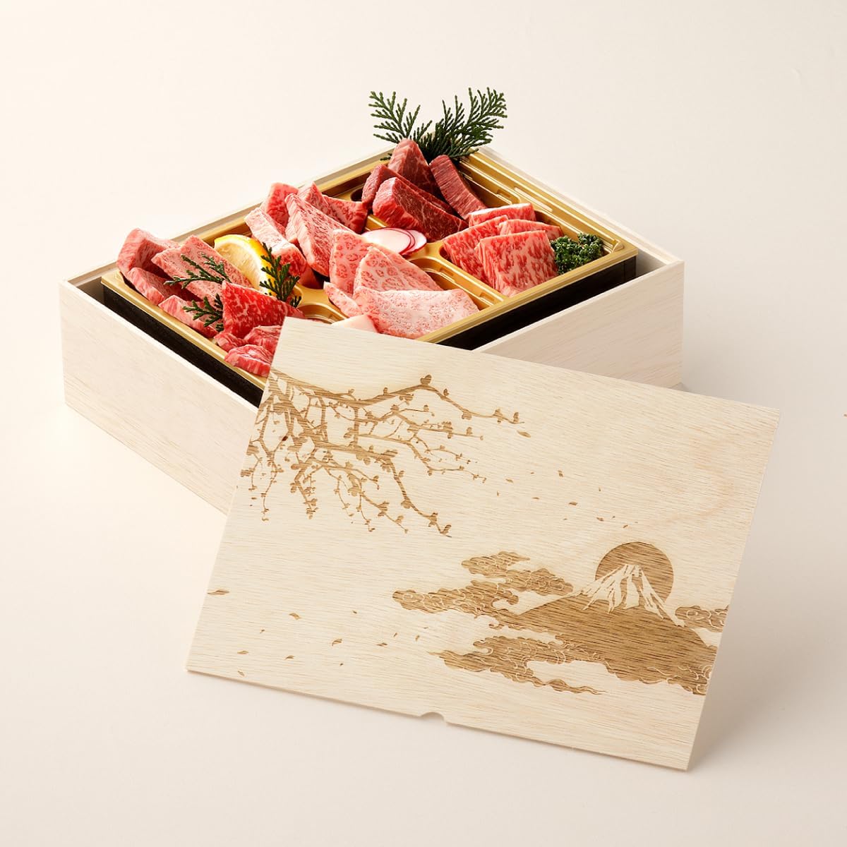 富士山 ギフト メモリアル彫刻ギフト 黒毛和牛 焼肉セット 【 頂 】 ギフト 贈り物 高級 国産牛 6種 400g 木箱 焼肉 牛肉 万能旨ダレ アンデス岩塩 岩塩 人気メニュー お店の味 国産和牛 ギフト箱 安心 安全 焼肉牛兵衛|焼肉牛兵衛