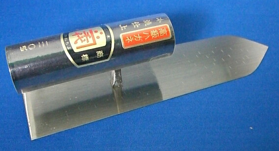 ■五百蔵 カネ千代 オールステン 仕上鏝 黒柄 195mm 本職用 こて コテ｜ハーティ・エクスプレス