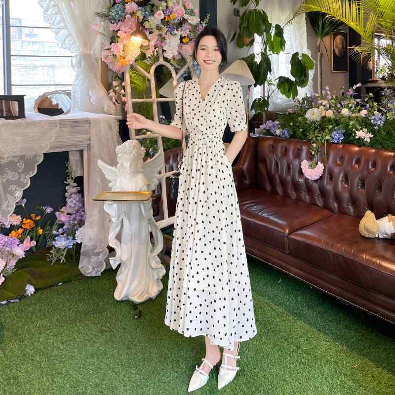 レディース 衣装 ロング丈 成人女性用 白いこと 水玉 御召しもの 2025夏 フレンチ表現スタイル 酉の方角 痩せ ジェントル 表現スタイル レトロ V素っ首 初恋