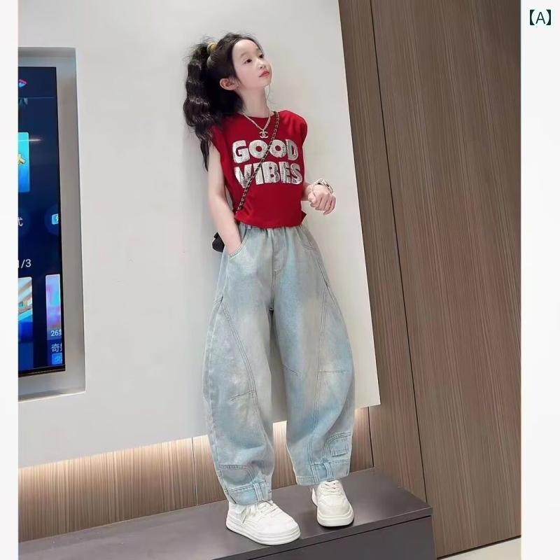 キッズ カジュアル パンツ セット 女の子 夏の ベスト スーツ 2025 ノースリーブ ツーピースの スーツな マチェーテ ジーンズの 薄手 スタイル
