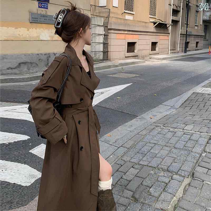チェスター 厚地の外套 雅びやか マイ ラールは 秋冬に レトロ フランス共和国 のの 心地よい ウィンドブレーカージャケットと 真っただ中 丈の オーバーニー 背広 厚地の外套を 着付ける しています。
