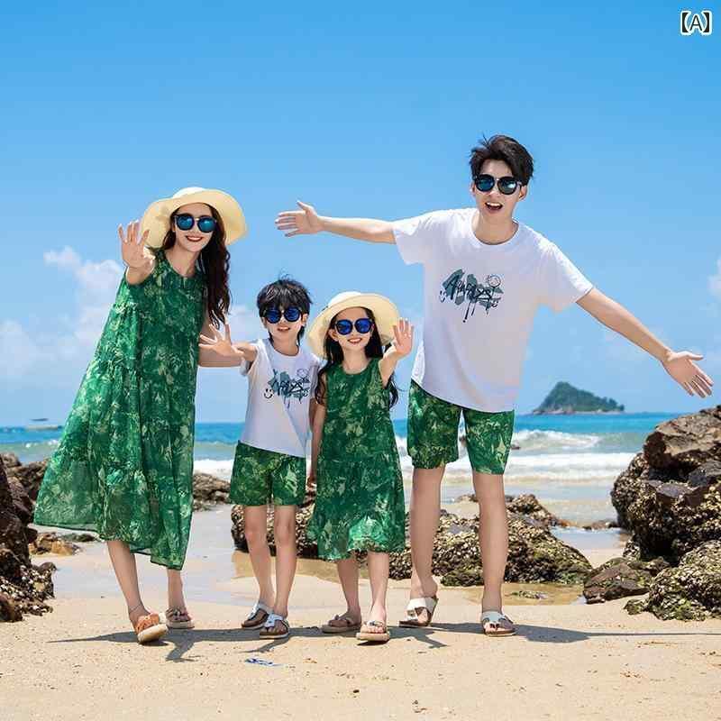 お揃い ファッション コーデ ペアルック カジュアル 親子の 服装 夏 家族 3人または 4人 ビーチ スーツ 三 亜 風 海辺の 休暇 母と 娘 ノースリーブ カジュアル ドレス画像
