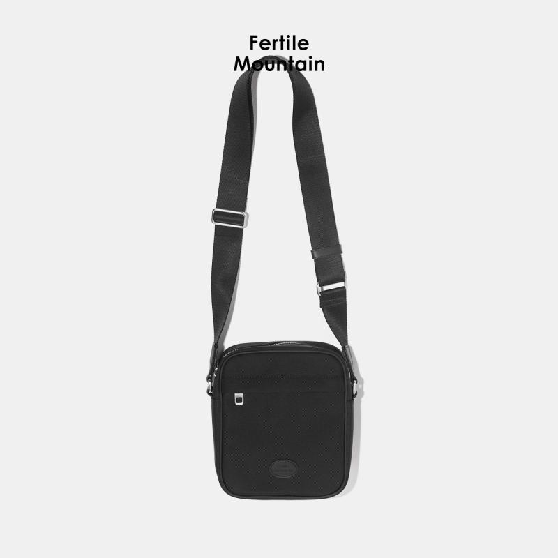 セカンドバッグ メンズ 梁 山 ショルダーバッグ メンズ スモール シンプル ビジネス 通勤 スマートフォン バッグ バリスティックナイロン メッセンジャーバッグ