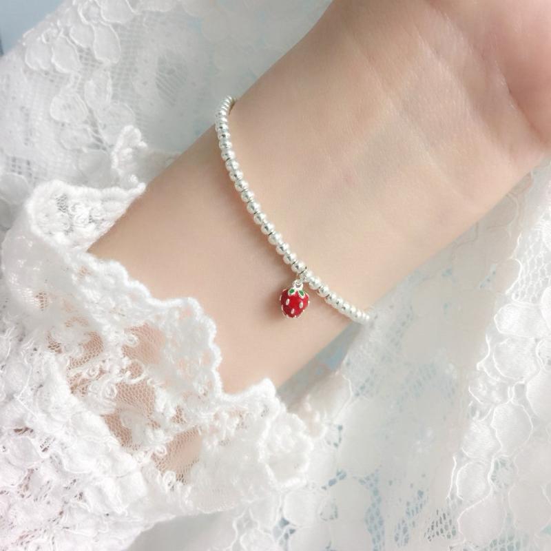 トルマリン 腕輪 派手 999 はやりっ児 輪っか しろがね色の ごく小さい オランダ苺 しろがね色ビーズの 親子 腕輪 もの言う花 ラウンド ビーズ 極細 お手てより糸 ボビーソックス 口さかしい 亭主もち用 宝飾品