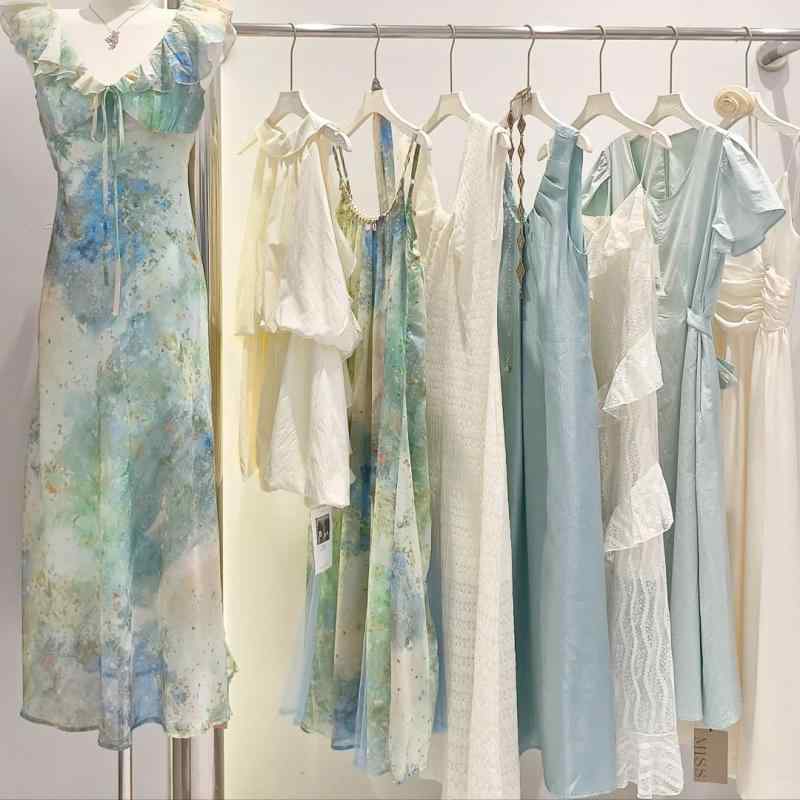 ワンピース レディース オフショルダー 切り替え フェイクツーピース ハルターネック 夏用 立体フラワー ウエストシェイプ ベルト付き フレアスカート エレガント 軽量 伸縮性 通勤 普段使い