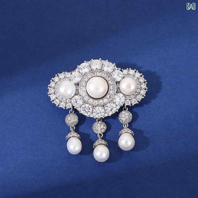ブローチ 天然真珠 フリンジ ジルコニア 金メッキ 高級感 洗練 ファッション アクセサリー スーツ ビジネス フォーマル 汎用 スタイリッシュ