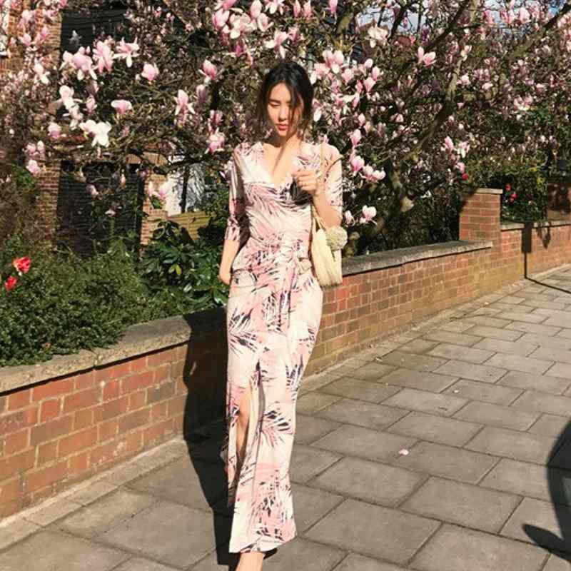 衣装 レディース 春夏 雅びやか 花柄 さあ美 紐付き お召しもの か細い 填まる 日常使い走り 軽さ 伸縮性 綿混 原料品 Vのど首 膝丈 黒いこと サクラ色系 象牙色