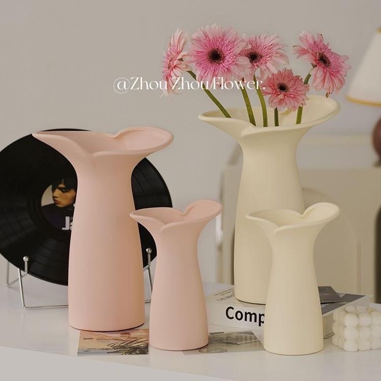 花瓶 フラワーベース 陶器 セラミック アイボリー オフホワイト モダン シンプル 広口 インテリア 置物 リビングルーム テレビキャビネット 民宿用 花挿し器