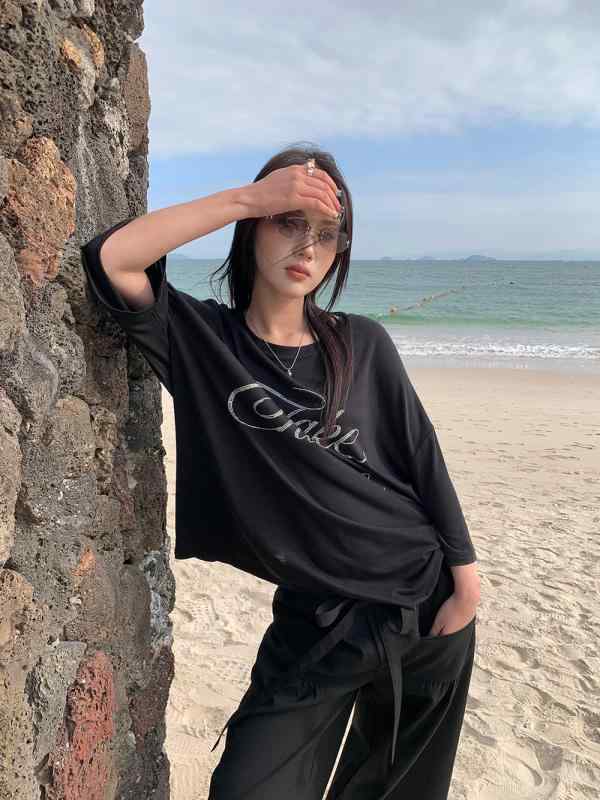 Tシャツ レディース 短袖 個性的 ストーン 刺繍 ゆったり 肩落ち トップス 春夏 カジュアル 普段使い 軽量 伸縮性