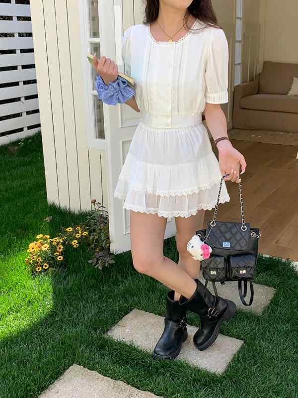 レディース レース フリル パフスリーブ 収腰 ブラウス かわいい デザイン スリム 女性らしい トップス
