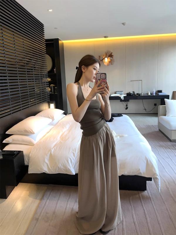 レディース パンツ 夏用 ゆったり ワイドレッグ ロング リラックス カジュアル 涼しい 軽量 室内着 普段使い 伸縮性 吸湿速乾 ビッグシルエット 楽ちん スタイル
