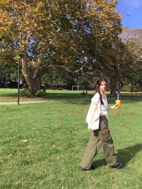 カーゴパンツ レディース 夏用 ゆったり ストレート スリム見え ロング丈 コットン混 日常使い リラックスフィット 軽量 吸湿速乾 ベーシックスタイル