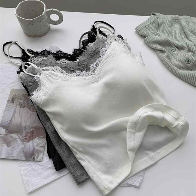 キャミソール レディース 春夏 フレンチ レトロ レース フリル 胸パッド付き Vネック ショート インナー トップス 上品 汎用 軽量 伸縮性 普段使い 部屋着