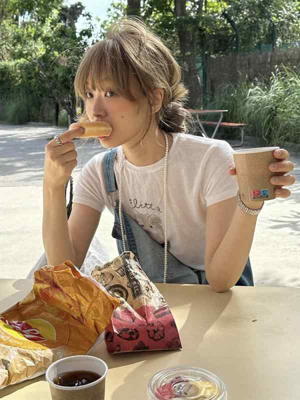 レディース 夏 短袖 Tシャツ 白 リネン 猫 プリント 丸首 プルオーバー カジュアル トップス 通気性 軽量 コットン混