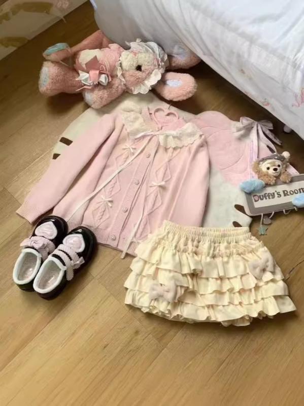 春 ニット カーディガン レディース 杏色 ソフト素材 韓国 コーデ ユニーク 上品 セーター トップス 普段使い 軽量 伸縮性