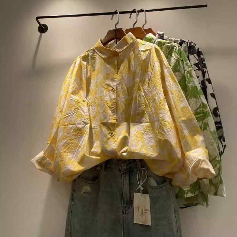 シャツ レディース 花柄 長袖 ゆったり 開襟 トップス 日系 森ガール スタイル 芸術的 スタンドカラー シングル ボタン 多用途 ルーズ フィット 綿素材 軽量 普段使い 通勤対応 ビッグシルエット Vネック カジュアル ブラック ピンク系 アイボ