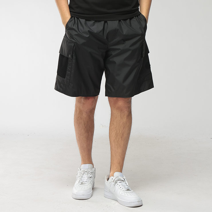 モンクレール MONCLER メンズ ショートパンツ カーゴポケット 裏メッシュ ショーツ MC2B00003598AS ブランド ボトムス ポケット 春 夏|原宿ゼンモール