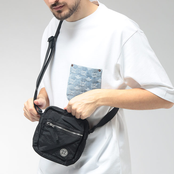 ストーンアイランド STONE ISLAND メンズ ショルダーバッグ コーティングナイロン ワンポイント ボディバッグ SI9200015S0251 ブランド 鞄 バッグ ミニバッグ コンパクト