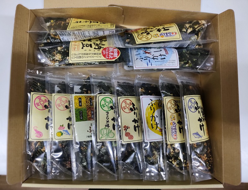 通宝 無添加ふりかけ 12袋（ギフト箱入） 全国ふりかけグランプリ2015金賞受賞 子育て応援 送料無料 10種類全12袋 ご飯のお供 保存食 非常食 進物 ギフト 自家用