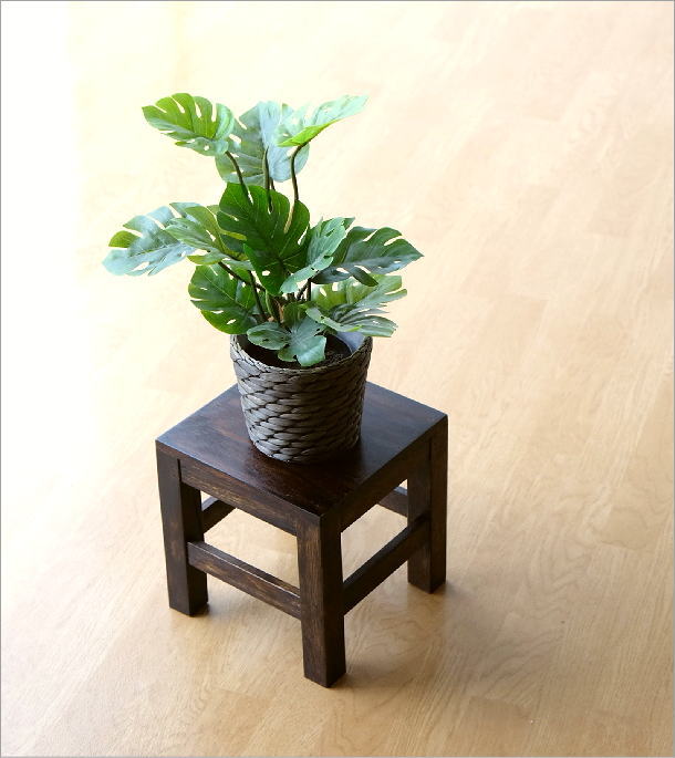 【楽天市場】木製スツール アンティーク風 子供椅子 天然木 イス いす アジアン家具 ベビーチェアー ベビースツール 玄関椅子 角スツール