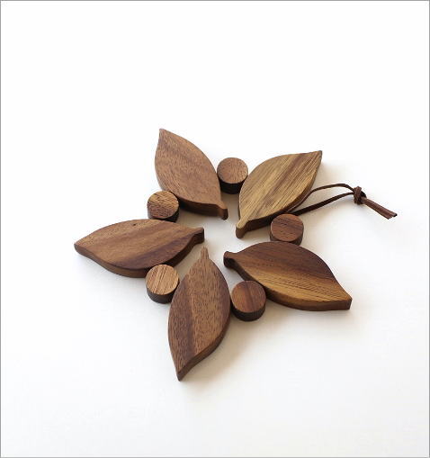 鍋しき 木製 天然木 アカシア 鍋敷き おしゃれ なべしき なべ敷き ウッド ポットスタンド デザイン 鍋敷き 木製 鍋しき 木 おしゃれ 鍋敷き なべしき 木の葉の鍋敷き Giosenglish Com