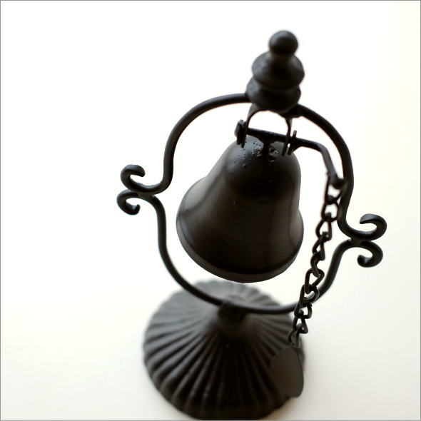 楽天市場 呼び鈴 卓上ベル コールベル カウンターベル 玄関ベル 鐘 アンティーク風 おしゃれ 置物 インテリアオブジェ アイアンベル スタンド ギギliving