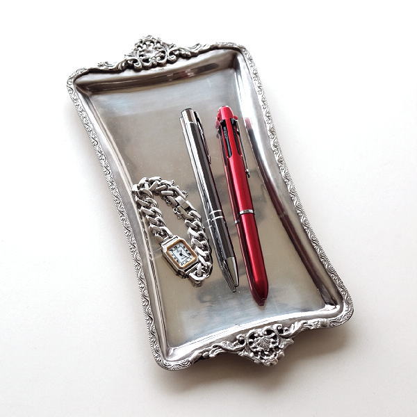 再値下げ トレー トレイ おしゃれ 真鍮 アンティーク シルバー アクセサリートレイ ペントレー コイントレー 卓上 プレート ブラストレーsv C 公式通販 Farmerscentre Com Ng