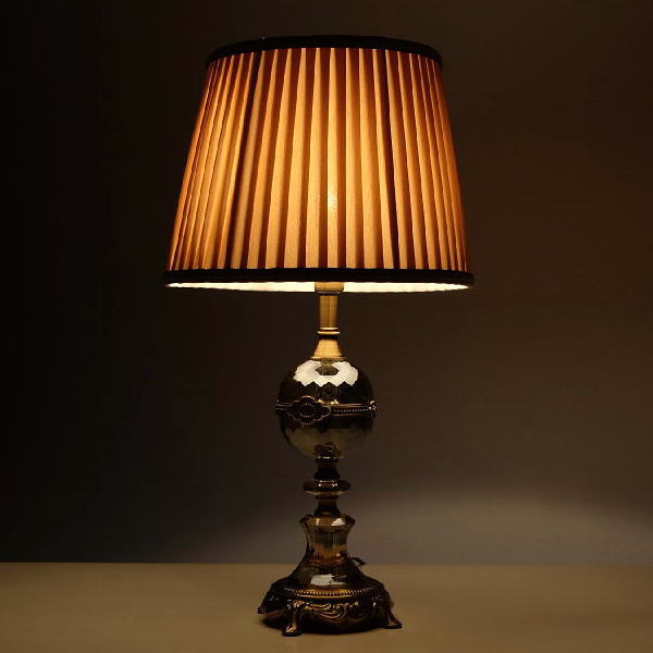 エレガント アンティーク エレガントなテーブルランプ かわいい ライト 照明器具 テーブルランプ テーブルランプ 寝室 おしゃれ アンティーク ライト かわいい B 寝室 アイアン かわいい テーブルスタンド 照明スタンド ベッドサイドランプ おしゃれ ヨーロピアン 照明