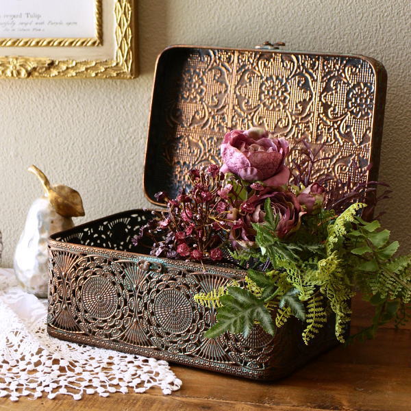 ブリキの箱、アンティーク、蓋つき、昭和レトロ　アンティークカゴ収納、まとめ売り nnkk1000079.jpg