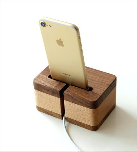 楽天市場 スマホスピーカー スマートフォンスピーカー 木製 天然木 スマホスタンド 充電しながら 置くだけ 電源不要 シンプル おしゃれ Iphone スピーカー ウッドスマホスピーカー ギギｌｉｖｉｎｇ