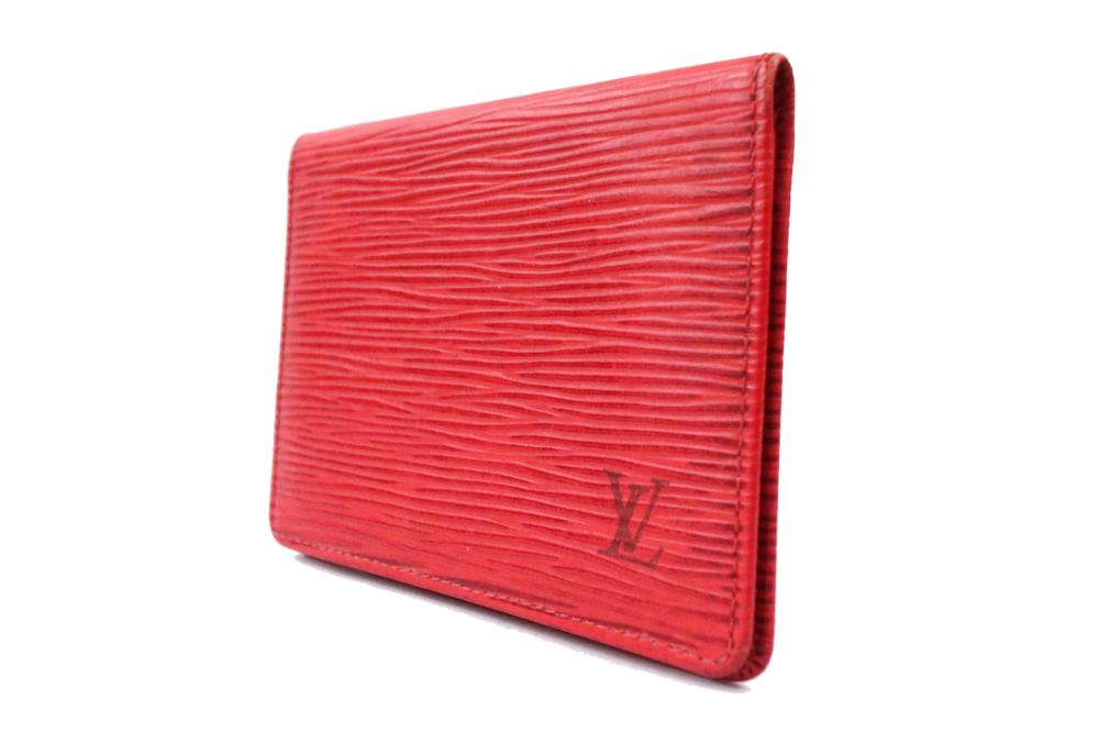 【中古】LOUIS VUITTON ルイヴィトン ポルト2カルト　カスティリアンレッド エピ M63207 レッド カードケース