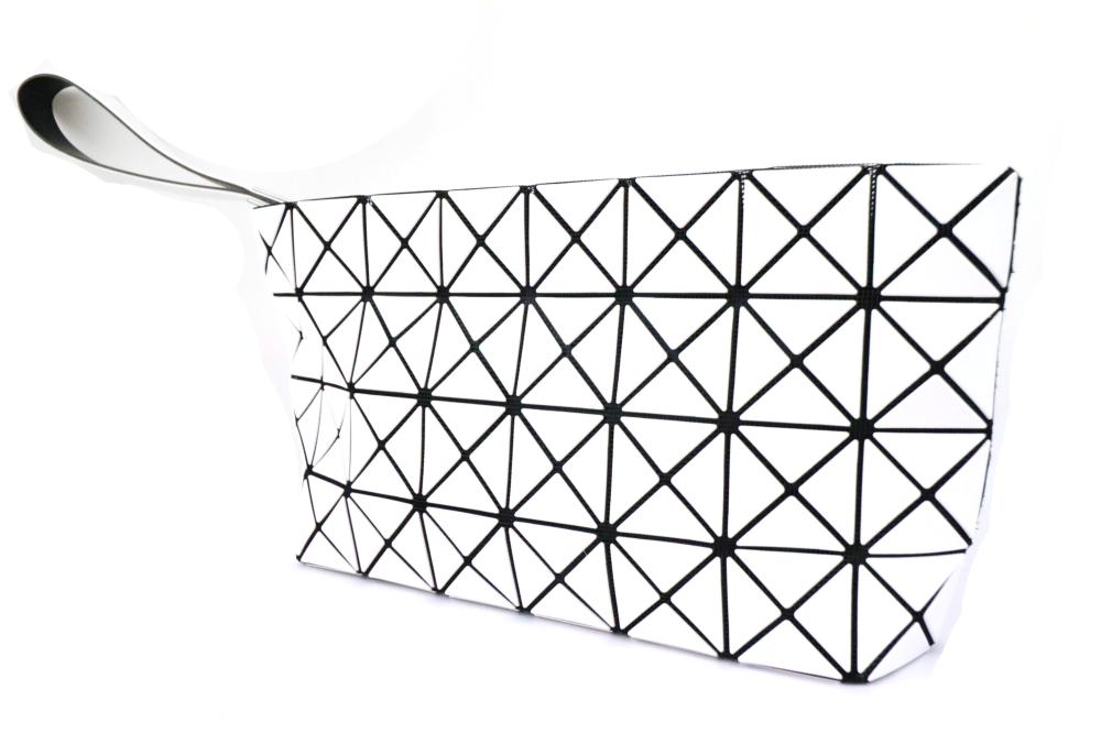 美品　BAOBAO バオバオ　クラッチバッグ シルバー Amazon | [バオバオ イッセイミヤケ] LUCENT/ルーセント 4×6