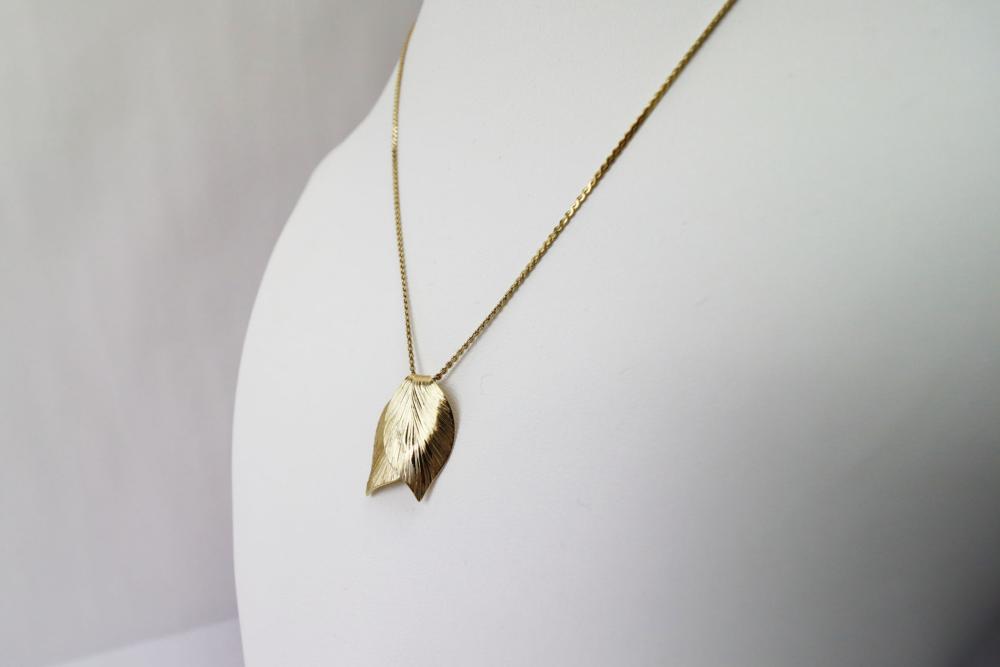 【中古】Christian Dior クリスチャンディオール ヴィンテージ リーフネックレス ゴールド ネックレス|ブランド専門店ハーフプライス