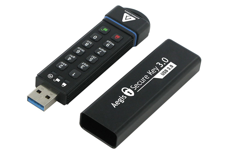 ★ポイント10倍★ 4/14~4/17 お買い物マラソン(要エントリー) Apricorn Aegis Secure Key - USB 3.0 Flash Drive, ASK3-60GB