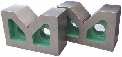 ★ポイント10倍★ 4/4~4/10 お買い物マラソン(要エントリー) 150x 90x 65mm Ｖブロック(Ｂ型･機械仕上)
