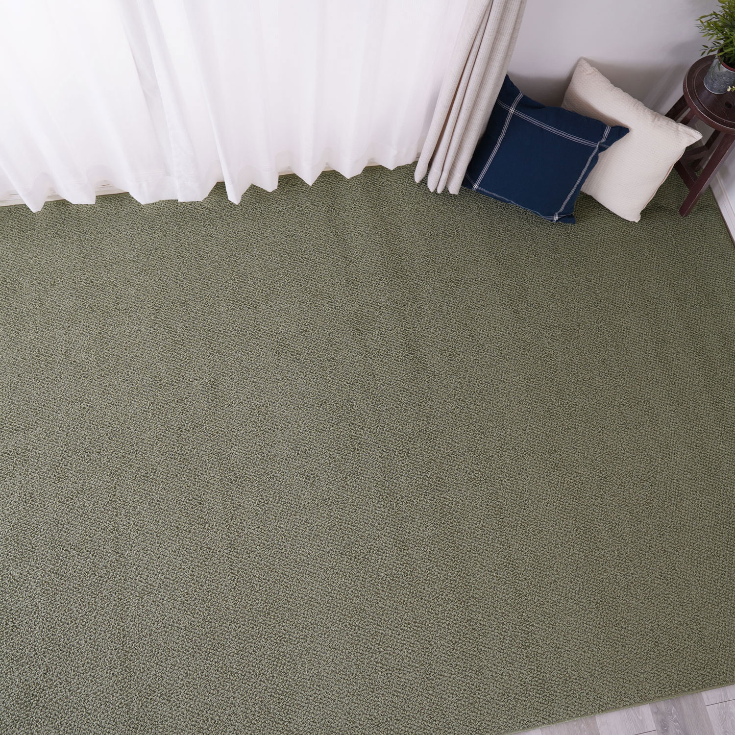 ★ポイント10倍★ 7/19~7/26 お買い物マラソン(要エントリー) piece カーペット グリーン 261&times;352cm 防ダニ ポルコ PL4-261352 家具 インテリア 内装 ラグ 絨毯 おしゃれ｜HALLOC　店