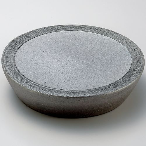 黒窯変櫛目8.3台皿 φ25×7.5糎 168-029/御役目用/新品/小物貨物輸送客体商いもの キッチン用品・食器・調理器具-皿・プレート
