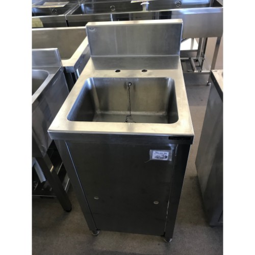 【中古】一槽シンク マルゼン 幅450×奥ふかさ630×高さ850 【貨物輸送無料】【御役目用】【飲食店 バス発着場 勝手もと装具 一槽シンク 御役目用一槽シンク】