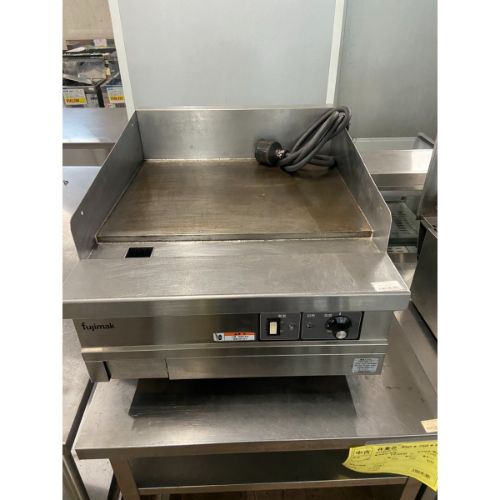【業界最長1年保証】【中古】電気グリドル フジマック FEFT60-1T 幅600&times;奥行750&times;高さ265 三相200V 【送料無料】【業務用】【飲食店 店舗 厨房機器 グリドル 鉄板焼器 業務用グリドル 業務用鉄板焼器】｜業務用厨房のテンポス
