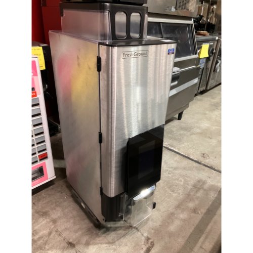 【中古】ボナマット 全自動小銃珈琲器械 FMI(エフエムアイ) FGtouch2+2 幅317×奥ふかさ517×高さ916 【貨物輸送無料】【お役目用】【飲食店 バス発着場 勝手もと装置 珈琲器械 お役目用珈琲器械】