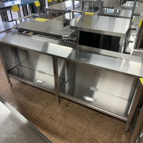 【中古】作業台 BGあり 幅1880×奥行300×高さ800 【送料無料】【業務用】【飲食店 店舗 厨房機器 作業台 業務用作業台】|業務用厨房のテンポス