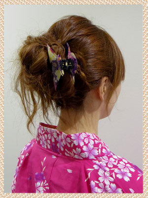 楽天市場 華々 はなはな バンスクリップ 香南美 かなみ 花柄 和風 和装 着物 浴衣 ヘアクリップ 大きめ 結婚式 パーティ はいからさん ヘッドアクセ ヘアアクセサリー 髪飾り リトルムーン ヘアアクセサリー