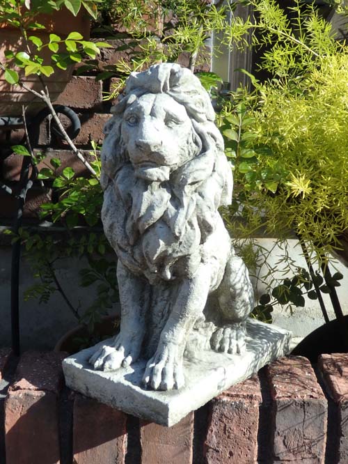 ホワイトライオン オブジェ ガーデニング雑貨 インテリア雑貨 セメントオブジェ ホワイトライオン セメントオブジェ モルタルオブジェ ガーデン雑貨