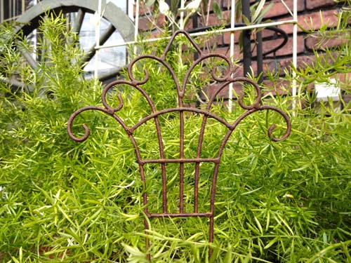 ガーデンフェンス ガーデニング フェンス アイアン シック シャビ― 園芸 楽天市場】アイアン製ガーデンフェンス シャビーラウンド