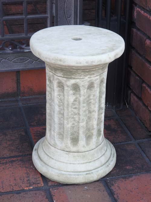 ガーデニング 庭園 雑貨『English Round Column』